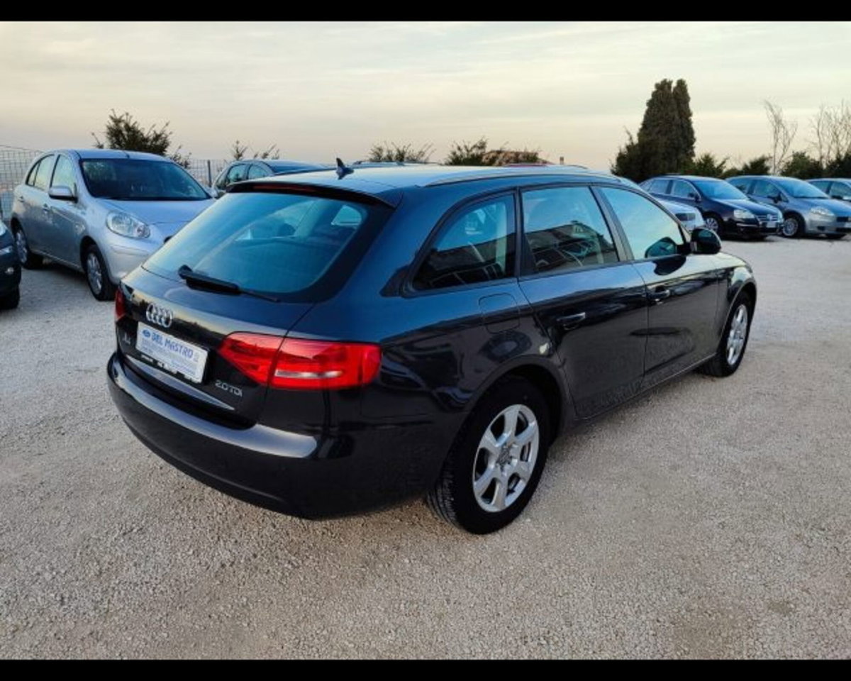 Audi A4 Avant 2.0 16V TDI multitronic (10)