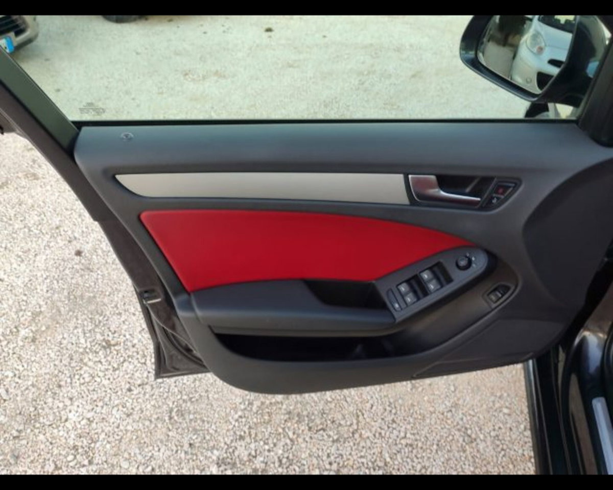 Audi A4 Avant 2.0 16V TDI multitronic (14)