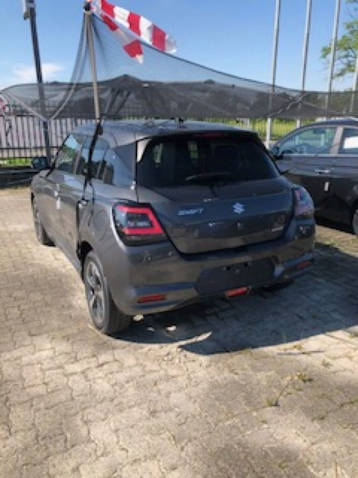 Suzuki Swift 1.2h Top 2wd cvt (3)