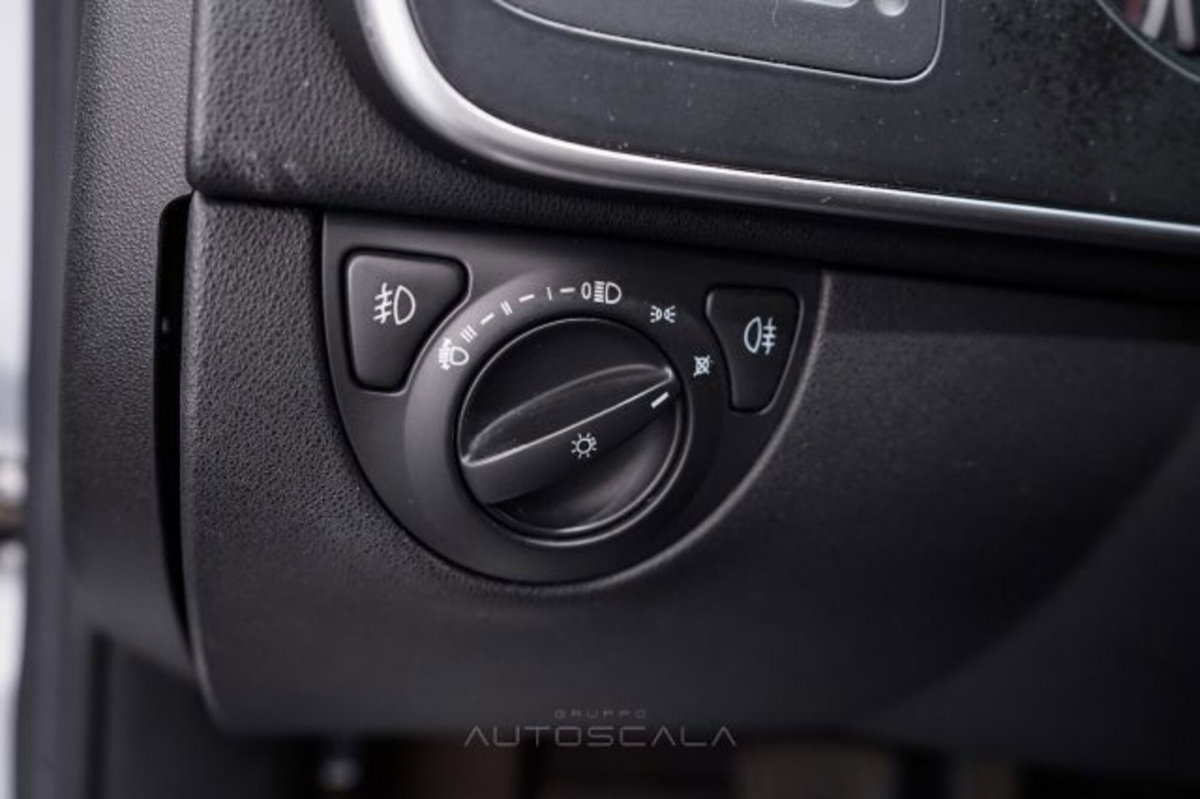 Saab 9-3 Station Wagon 1.9 TiD 16V DPF Anniversary (12)