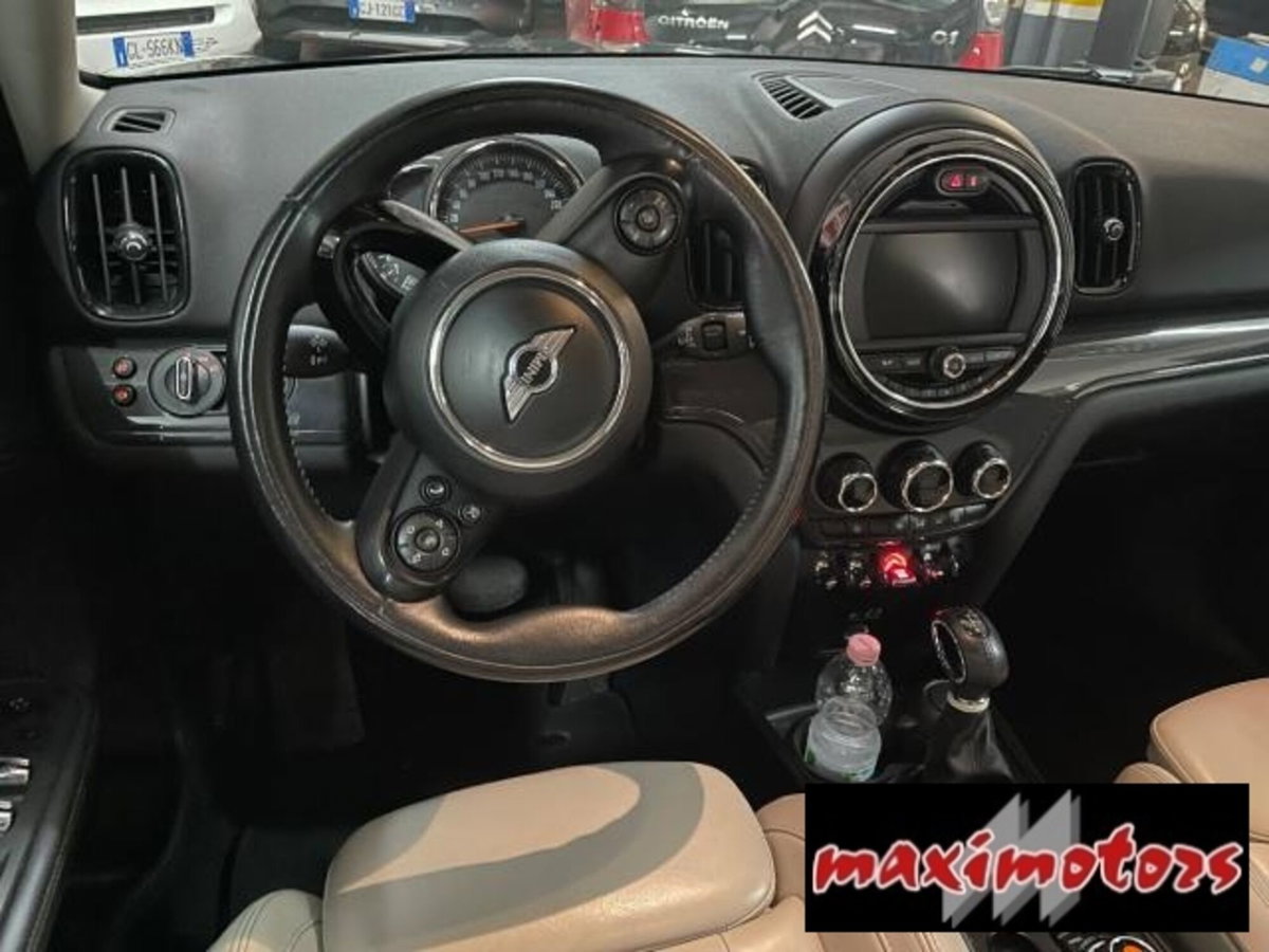 MINI Mini Countryman 2.0 Cooper D Business Countryman (2)