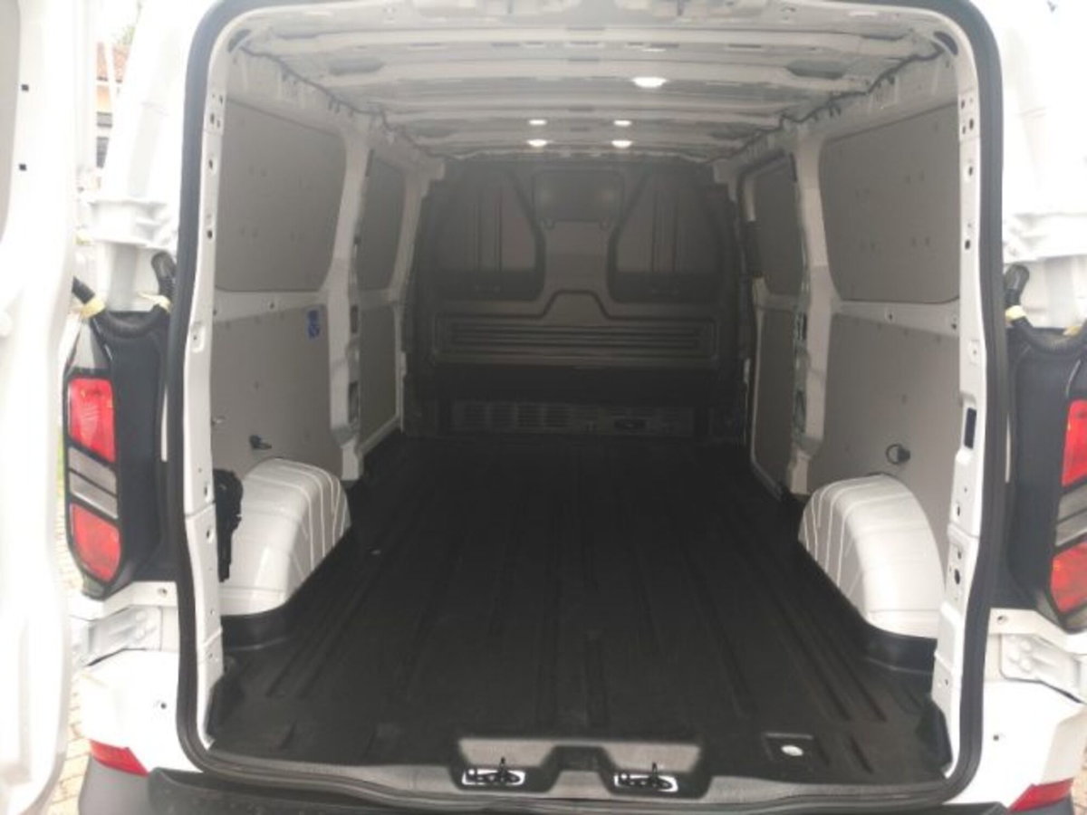 Ford Transit Custom Furgone 320 2.0 ecoblue 136cv Trend L1 Lamberet -20° auto (5)
