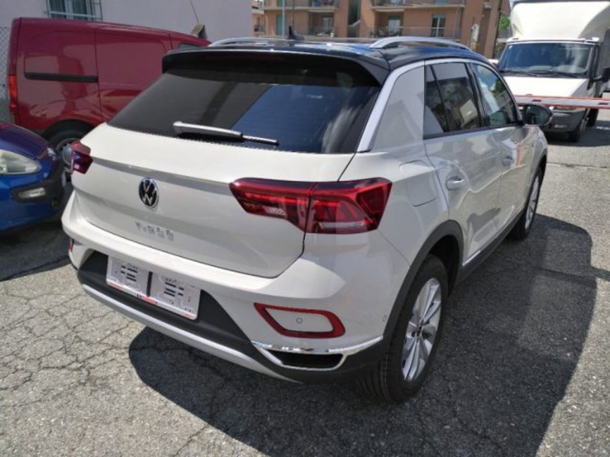 Volkswagen T-Roc 1.5 tsi Style dsg (3)