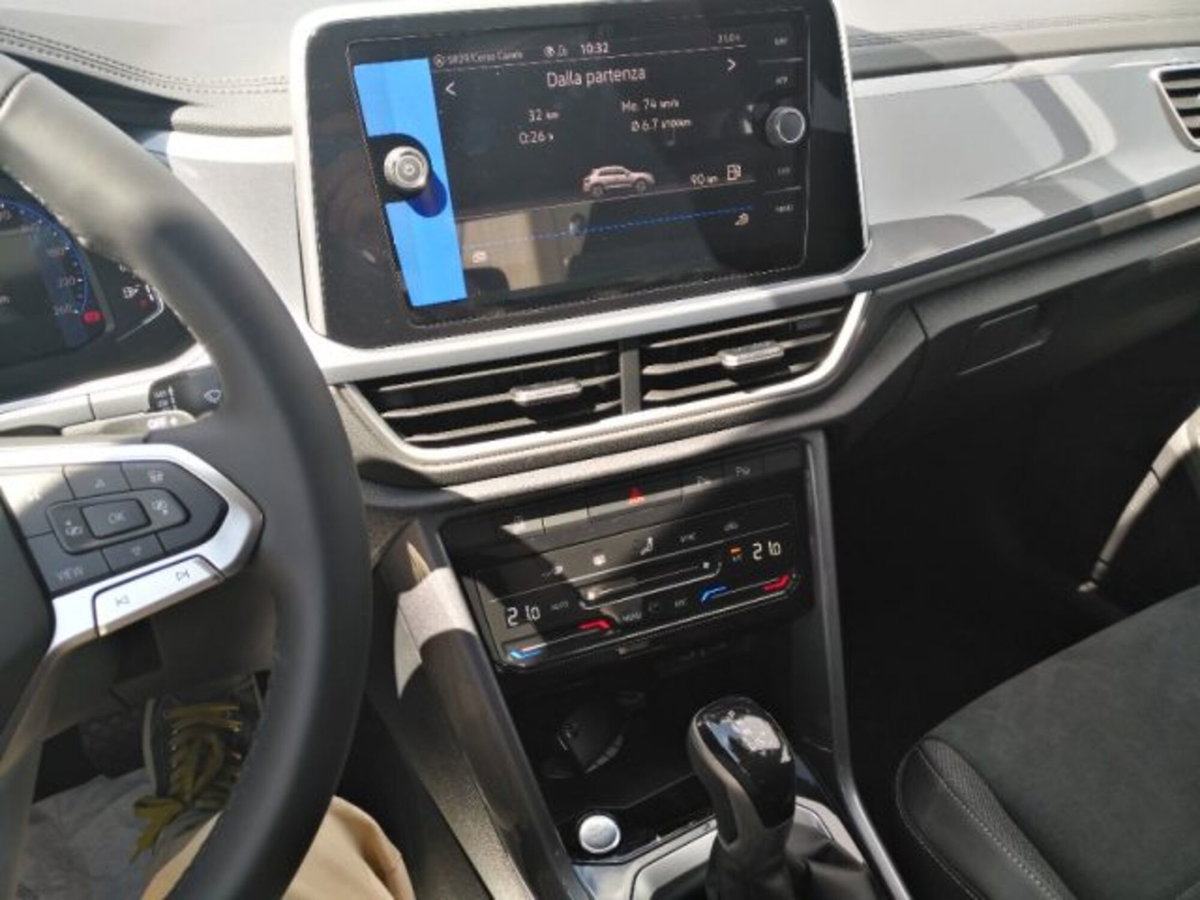 Volkswagen T-Roc 1.5 tsi Style dsg (5)