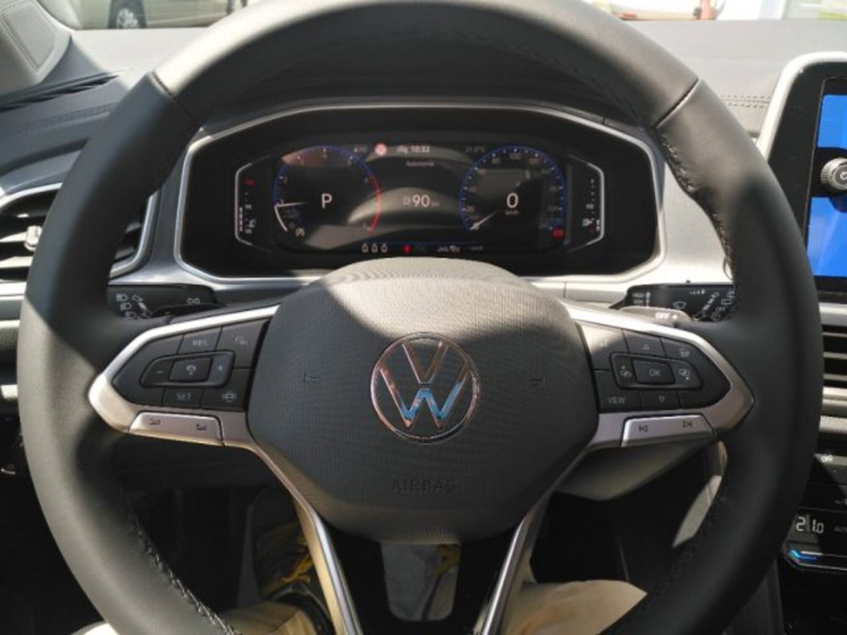 Volkswagen T-Roc 1.5 tsi Style dsg (6)