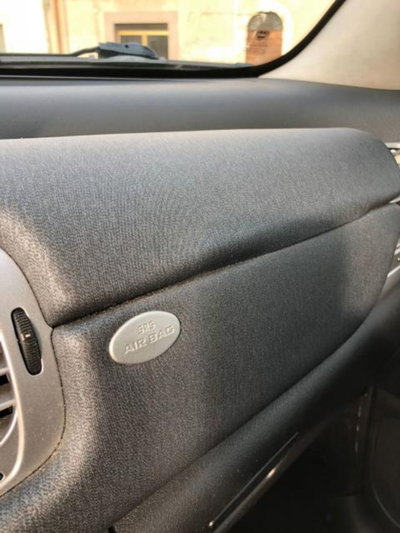 Lancia Ypsilon 1.3 MJT 75 CV Platino (10)