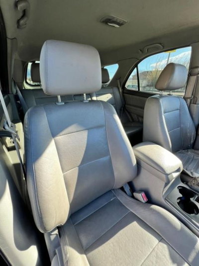 Kia Sorento 2.5 16V CRDI 4WD Active (20)