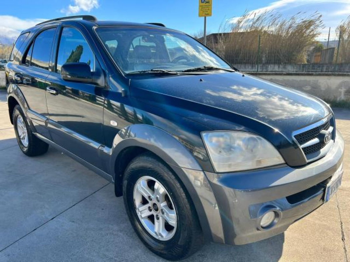 Kia Sorento 2.5 16V CRDI 4WD Active (2)