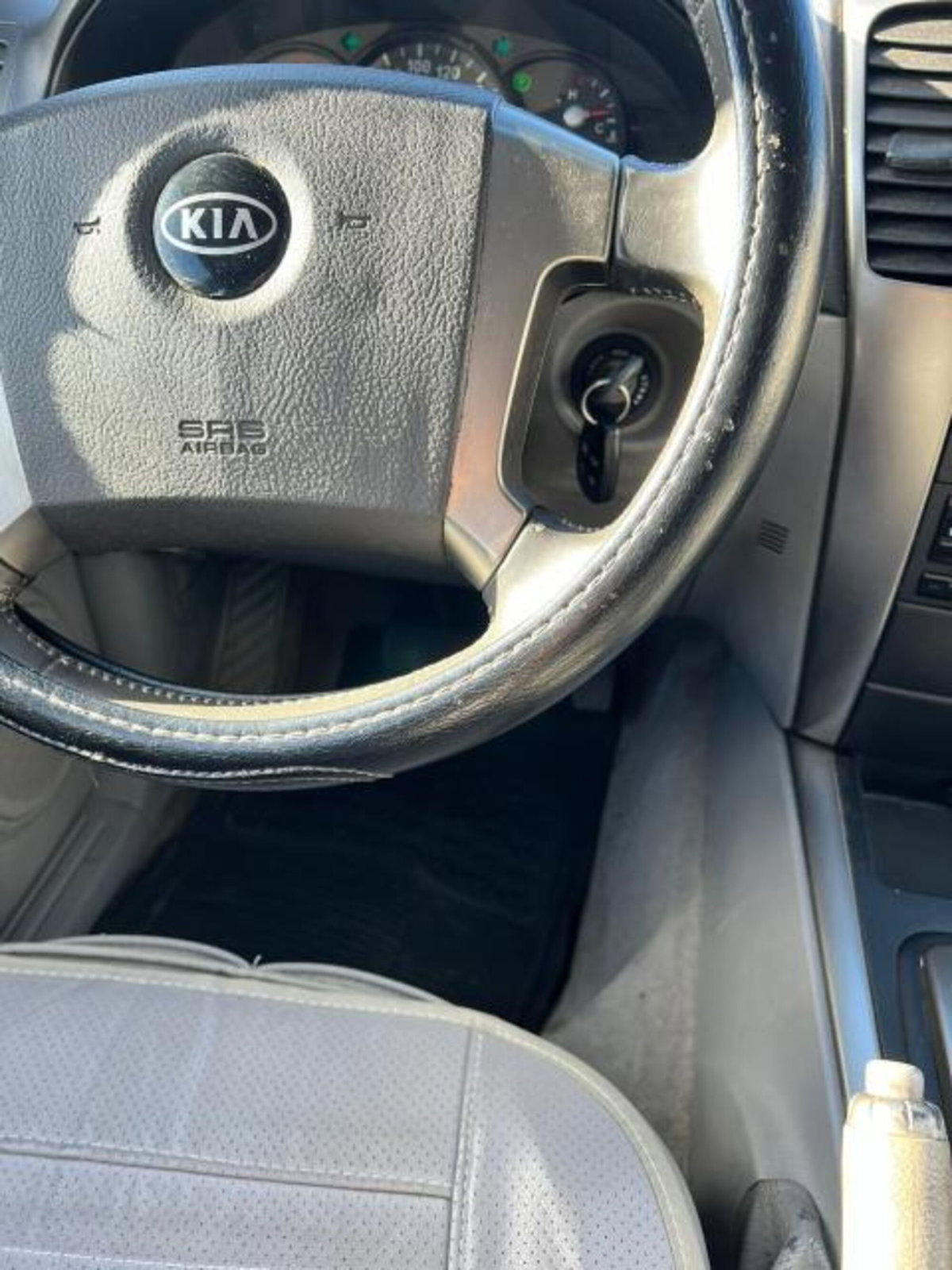Kia Sorento 2.5 16V CRDI 4WD Active (13)