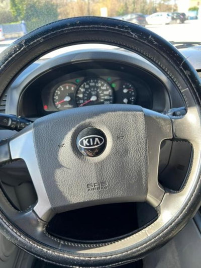 Kia Sorento 2.5 16V CRDI 4WD Active (12)