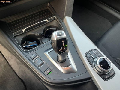 BMW Serie 3 Touring 318d  Business Advantage aut. (16)