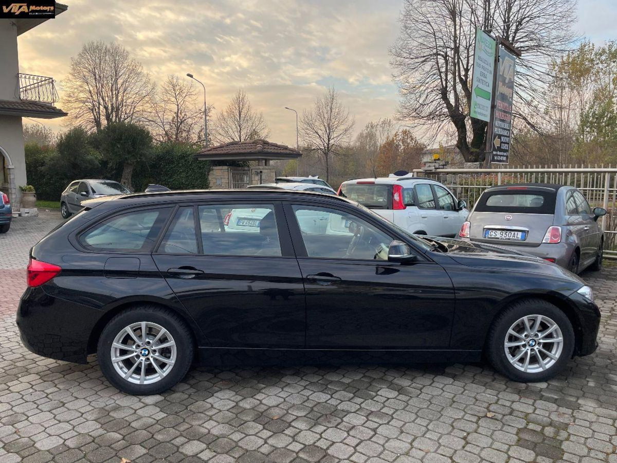 BMW Serie 3 Touring 318d  Business Advantage aut. (4)