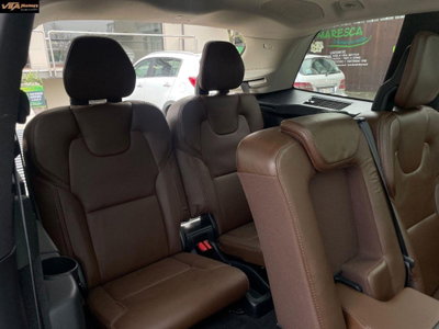 Volvo XC90 D5 AWD Geartronic 7 posti Inscription (13)