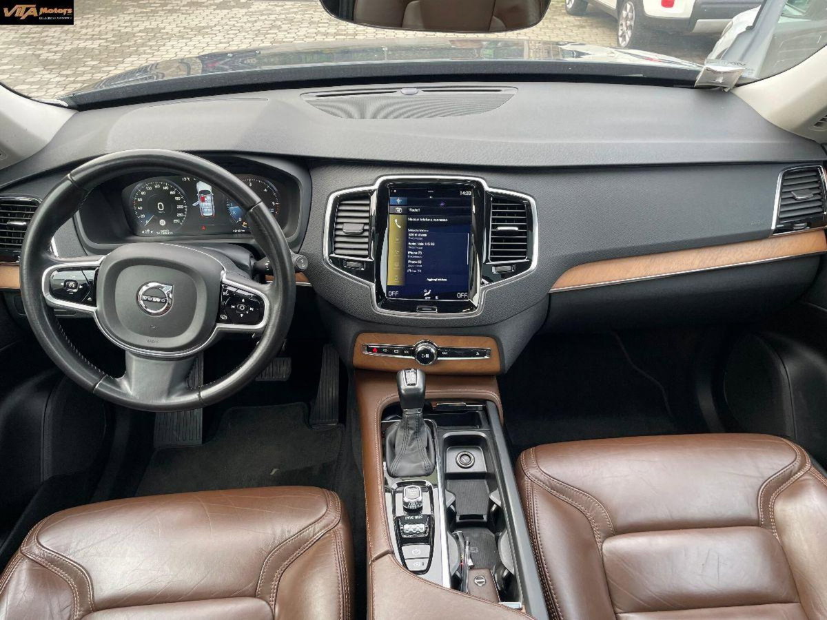 Volvo XC90 D5 AWD Geartronic 7 posti Inscription (15)