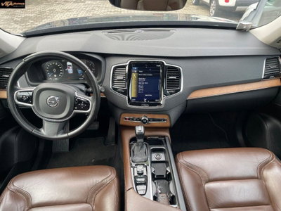 Volvo XC90 D5 AWD Geartronic 7 posti Inscription (15)