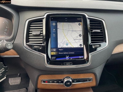 Volvo XC90 D5 AWD Geartronic 7 posti Inscription (18)