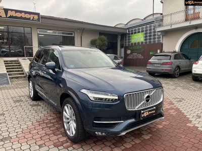 Volvo XC90 D5 AWD Geartronic 7 posti Inscription (3)