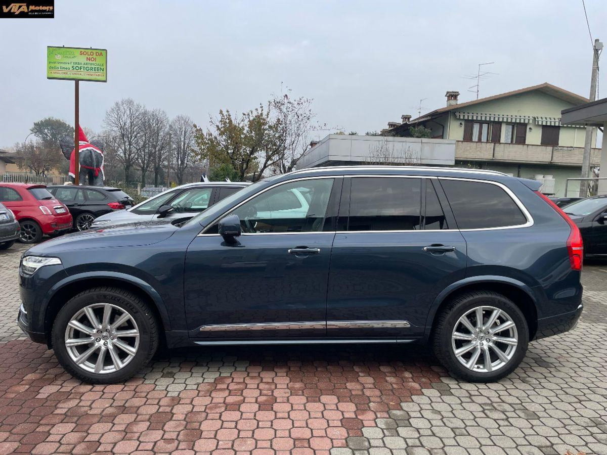 Volvo XC90 D5 AWD Geartronic 7 posti Inscription (5)