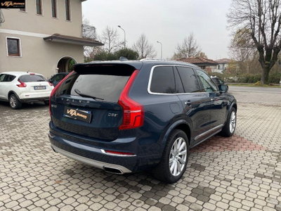 Volvo XC90 D5 AWD Geartronic 7 posti Inscription (6)