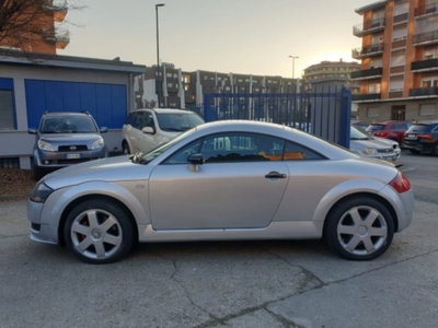 Audi TT Coupé 1.8 T 20V 179 CV cat (9)