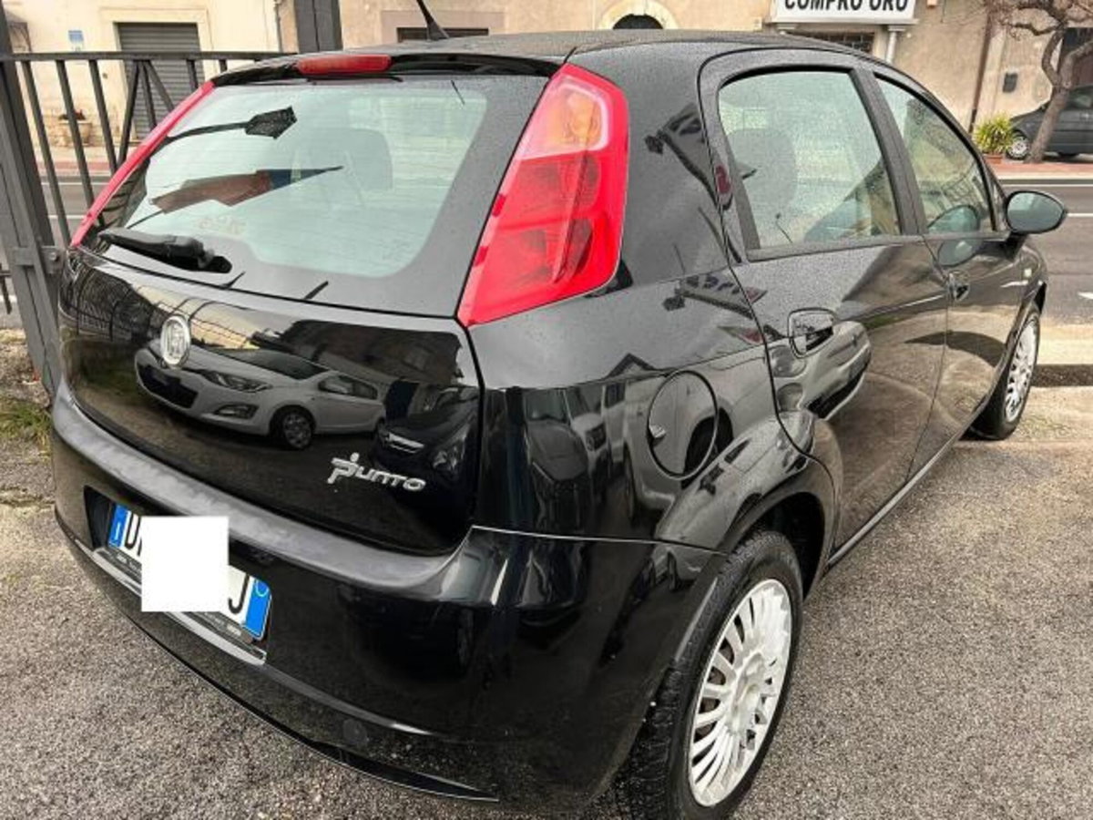 Fiat Grande Punto 1.3 MJT 75 CV 5 porte Dynamic (6)