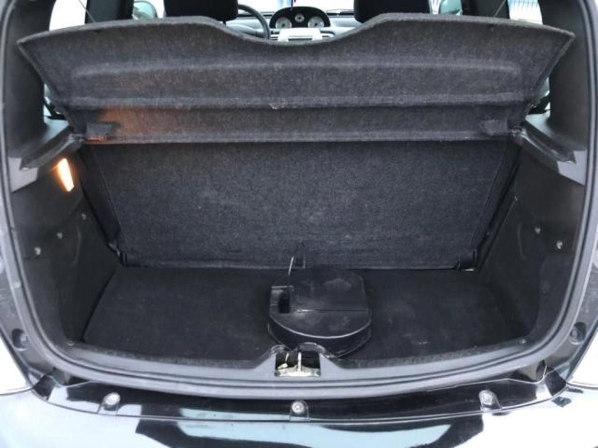 Lancia Ypsilon 1.3 MJT 75 CV Platino (7)