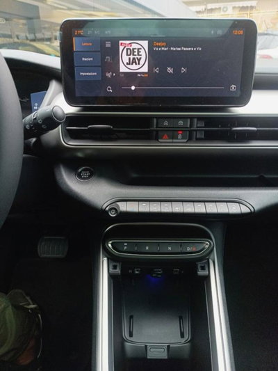 Jeep Avenger 1.2 turbo e-hybrid mhev Summit fwd 110cv edct6 (13)