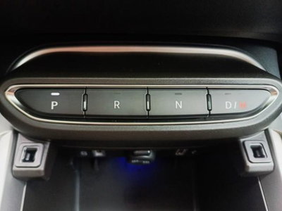 Jeep Avenger 1.2 turbo e-hybrid mhev Summit fwd 110cv edct6 (9)