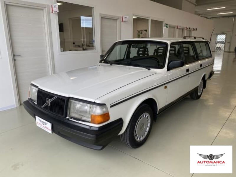 Volvo 240 Station Wagon Station Wagon Polar