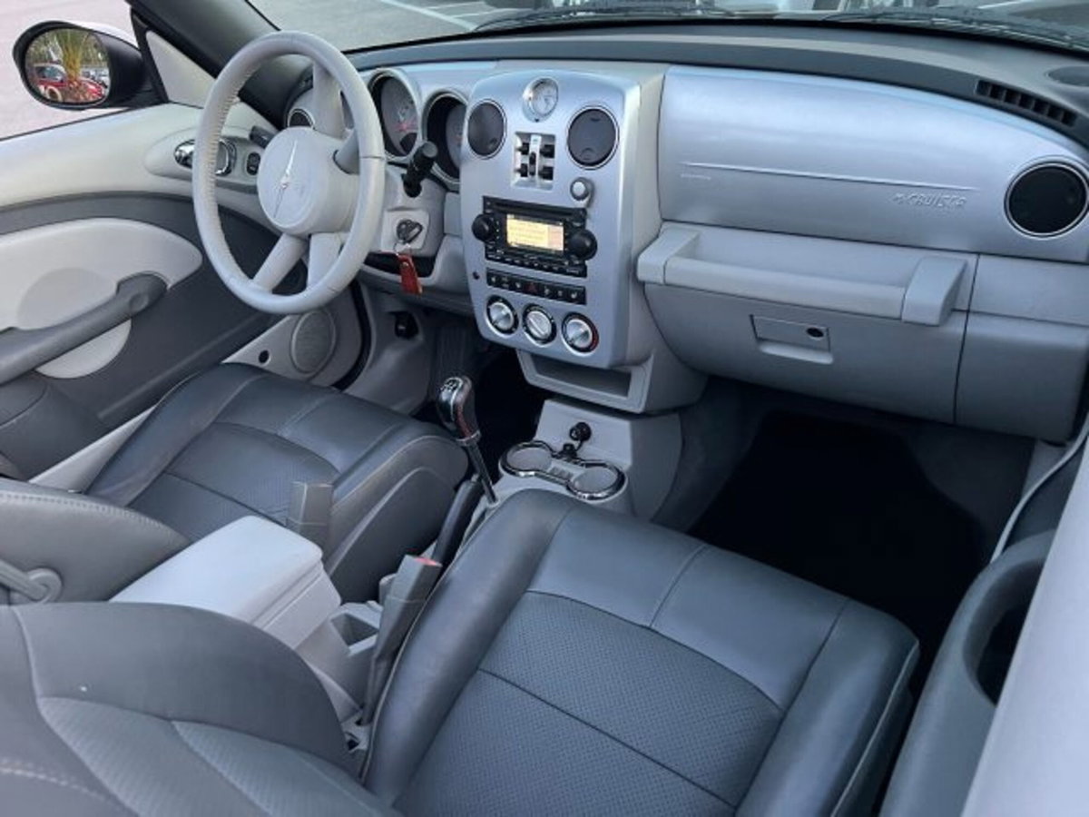 Chrysler PT Cruiser PT Cruiser 2.4 cat Limited (6)