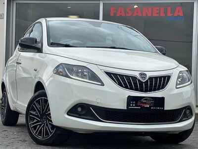 Lancia Ypsilon 1.0 FireFly 5 porte S&S Hybrid Gold Plus usata
