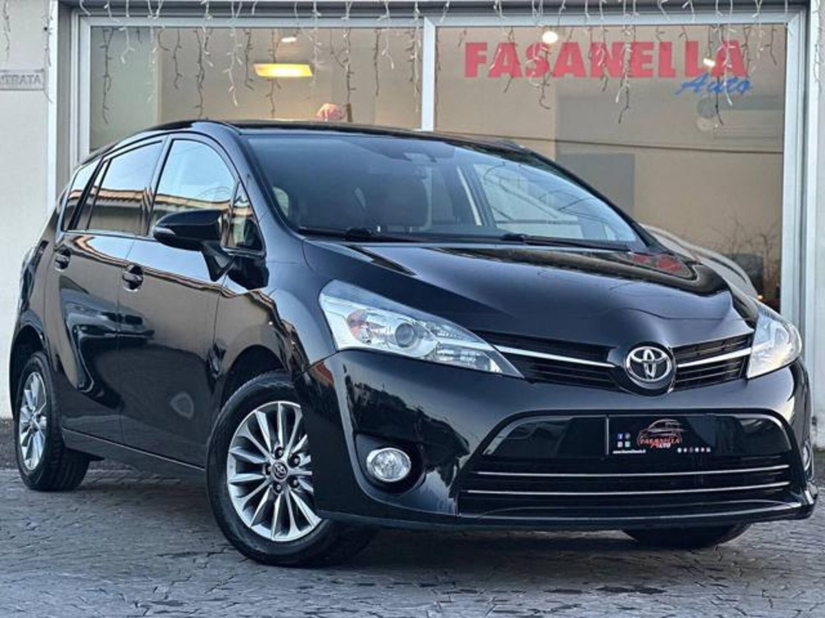 Toyota Verso 1.8 CVT Sol 7 posti