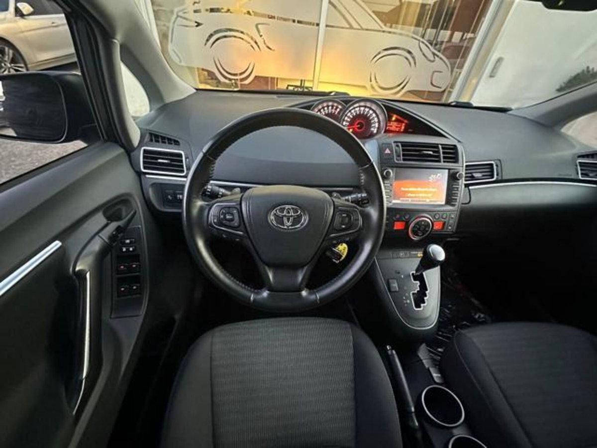 Toyota Verso 1.8 CVT Sol 7 posti (13)