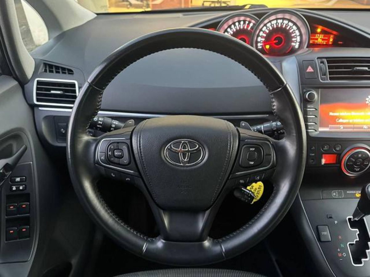 Toyota Verso 1.8 CVT Sol 7 posti (15)