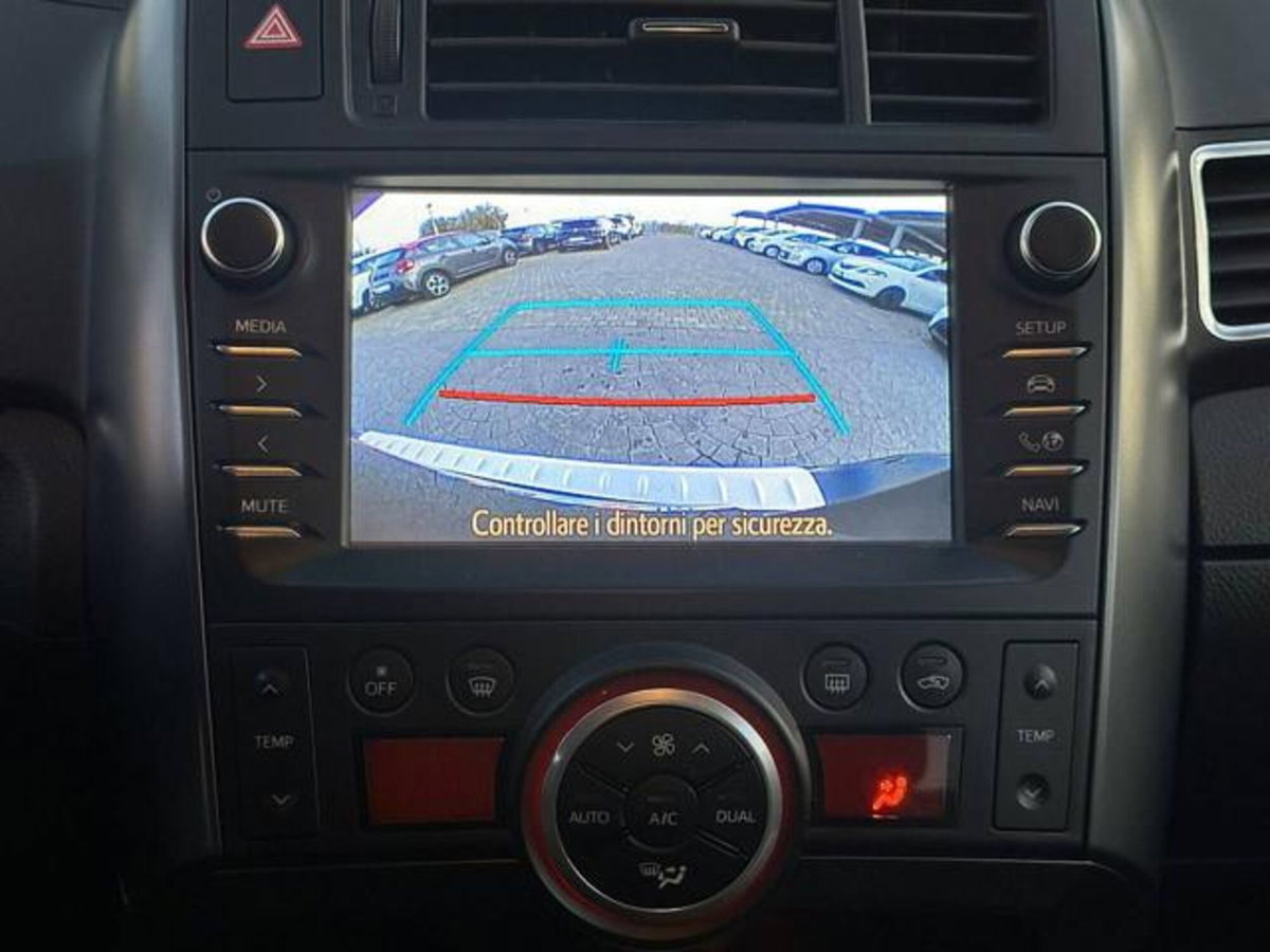 Toyota Verso 1.8 CVT Sol 7 posti (18)
