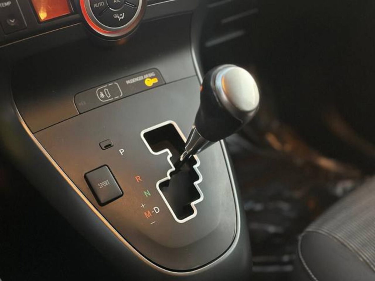 Toyota Verso 1.8 CVT Sol 7 posti (20)