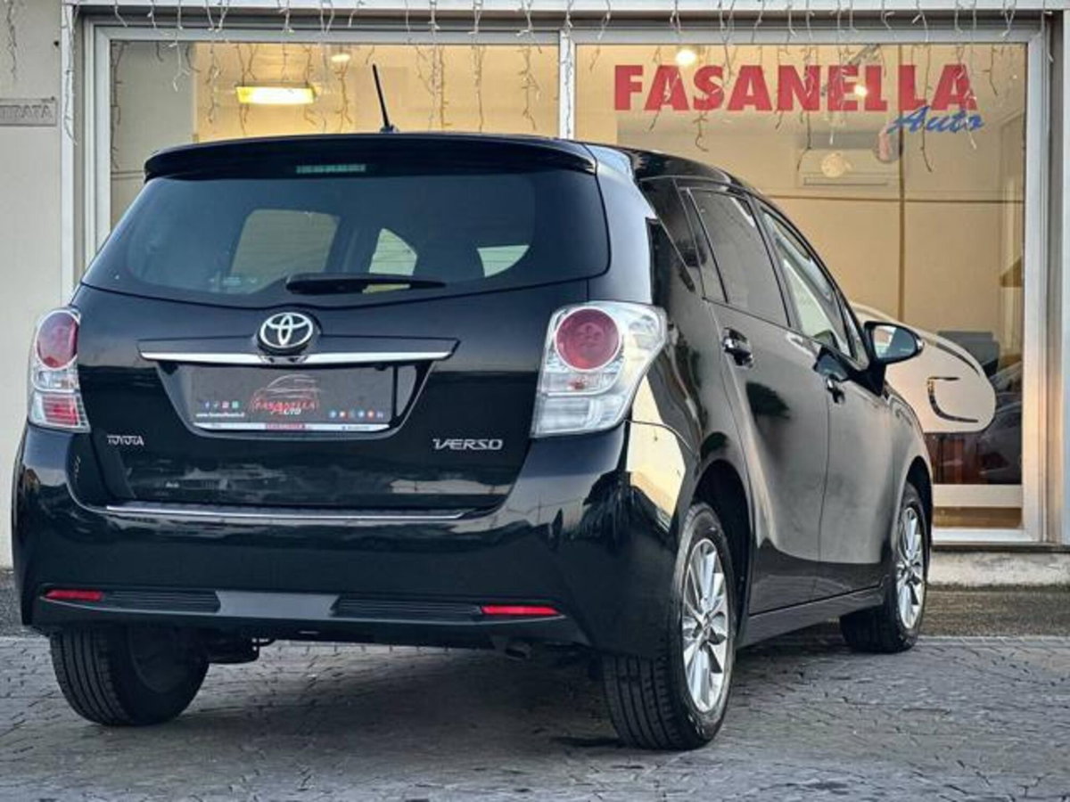 Toyota Verso 1.8 CVT Sol 7 posti (8)