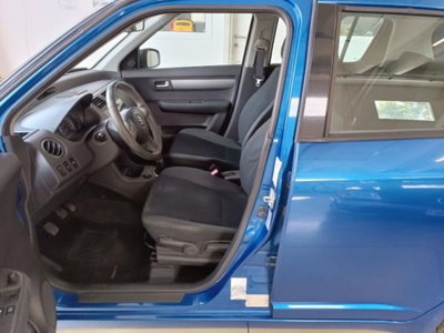Suzuki Swift 1.3 3p. GL Safety Pack (8)