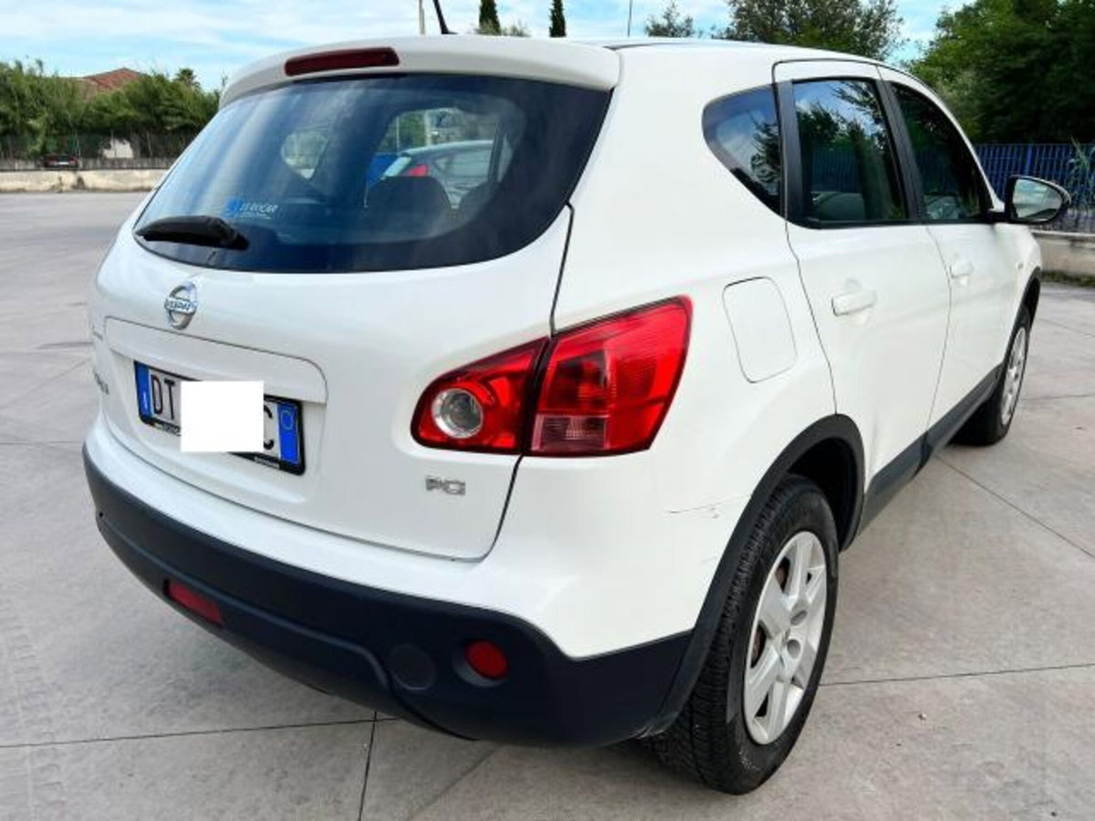 Nissan Qashqai 1.5 dCi Acenta (4)