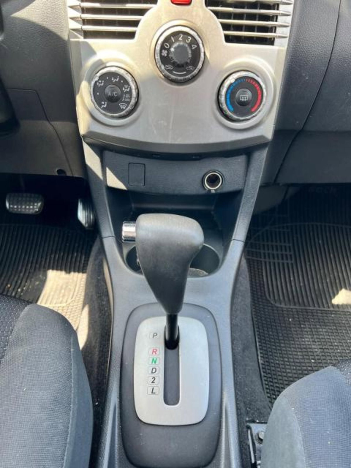 Daihatsu Terios 1.5 4WD Hiro (16)