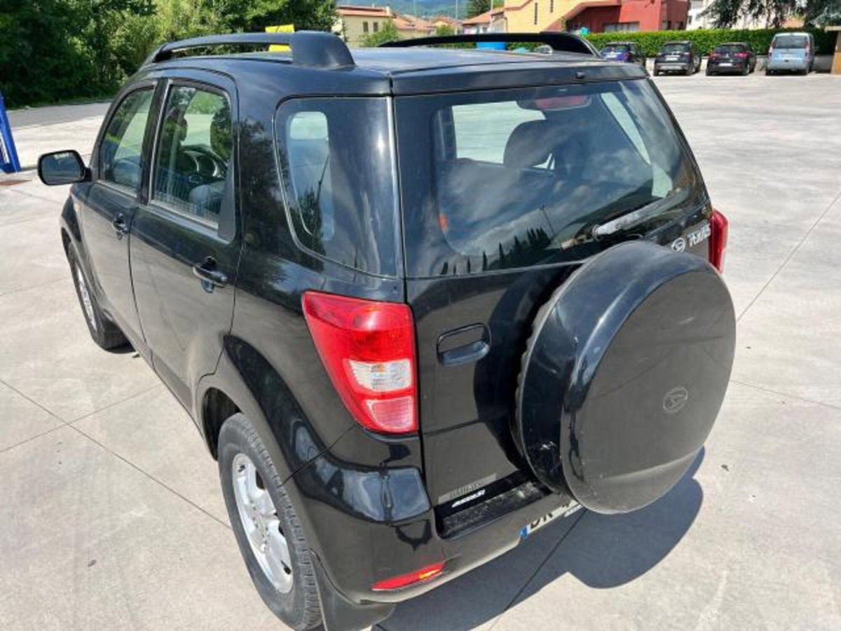 Daihatsu Terios 1.5 4WD Hiro (4)
