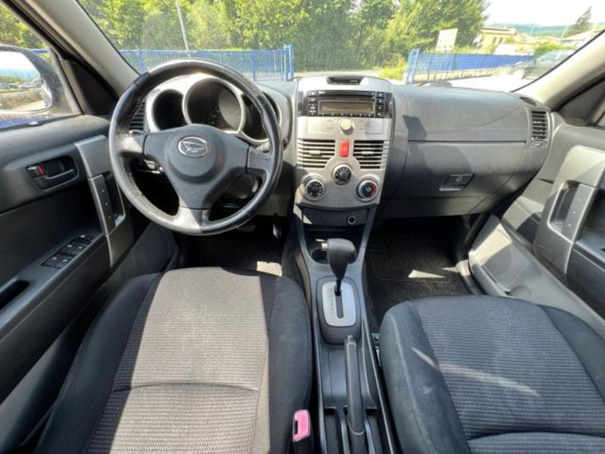 Daihatsu Terios 1.5 4WD Hiro (9)