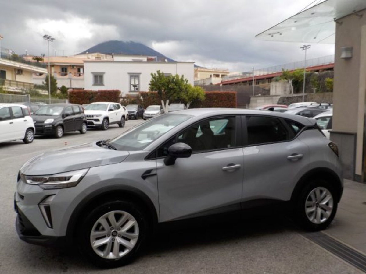 Renault Captur 1.2 eco-g Techno 120cv (12)