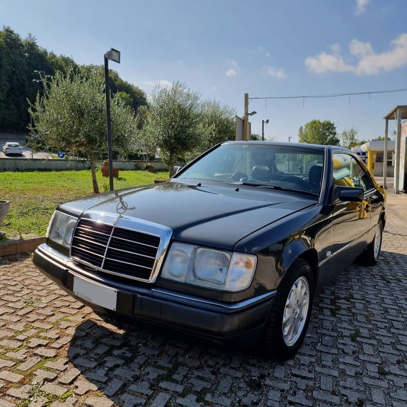 Mercedes-Benz 200 Coupé 200 CE Coupé