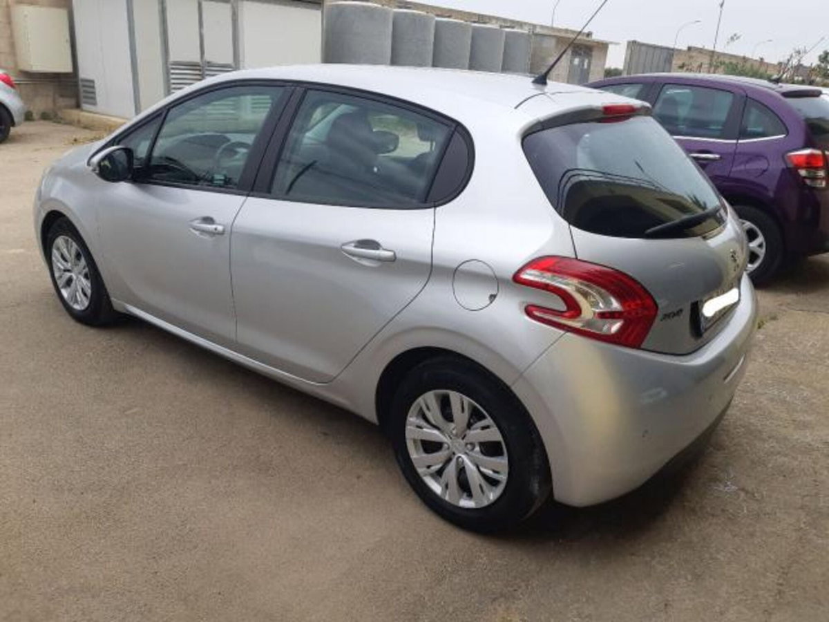 Peugeot 208 VTi 82 CV 5 porte Active (4)