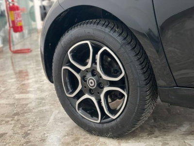 smart Fortwo 70 1.0 twinamic Urban (9)