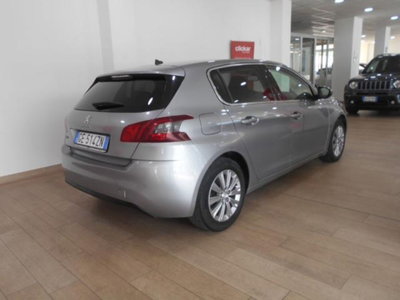 Peugeot 308 PureTech Turbo 130 S&S Allure Pack (3)