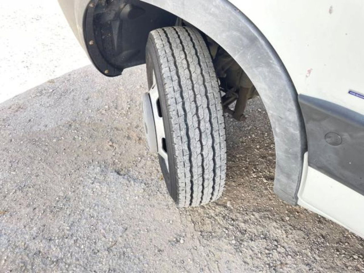 Iveco Daily Telaio 35C18 3.0 Hpt PM-RG Cabinato (10)