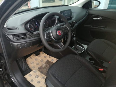 Fiat Tipo Tipo 5p 1.5 t4 hybrid Cross 130cv dct (8)