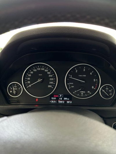 BMW Serie 3 Touring 316d  Sport (10)